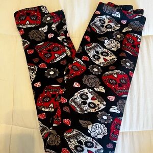 Women’s Sugar Skull Fur Lined Leggings